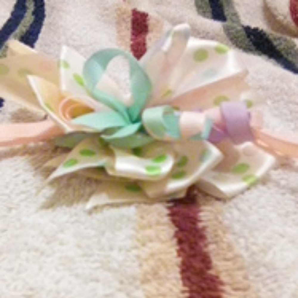 Bow - Picture 3 of 4